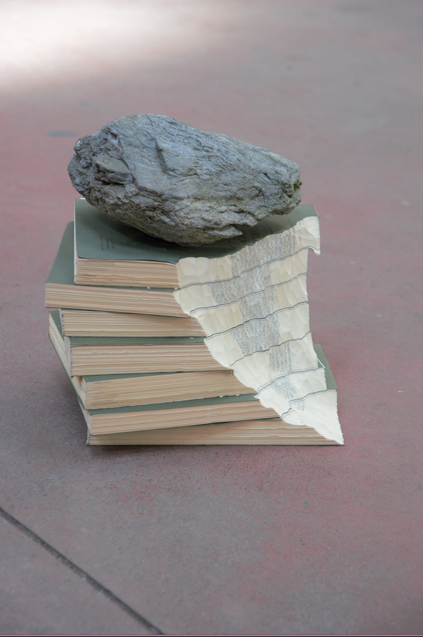 ein Stein darüber (Serpentinit) | Marco Cordero